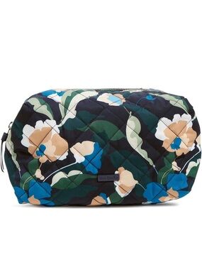 SOLD New Vera Bradley Navy Floral Quilted Cosmetic Bag